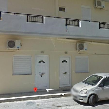 Warm Studio Apartment In Heraklion Екстериор снимка
