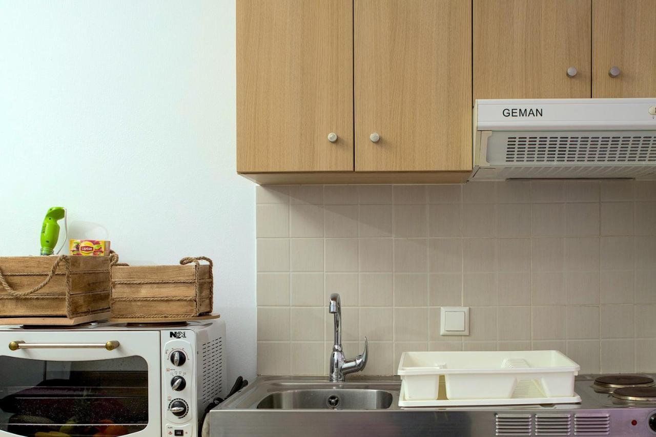 Warm Studio Apartment In Heraklion Екстериор снимка